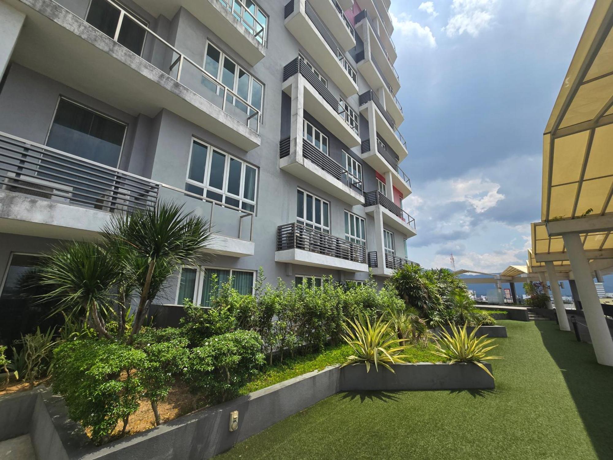 The Octagon Centre Leisure Apartment Ipoh